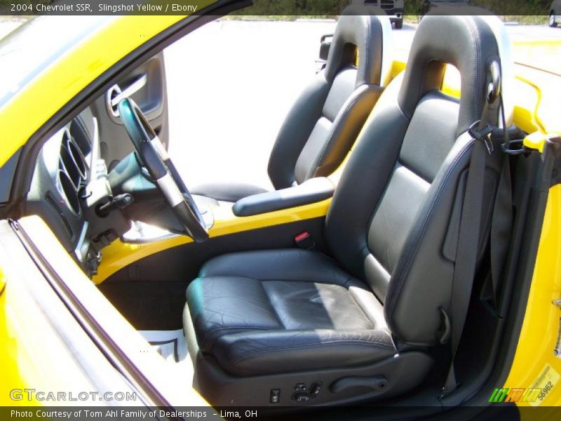 Slingshot Yellow / Ebony 2004 Chevrolet SSR