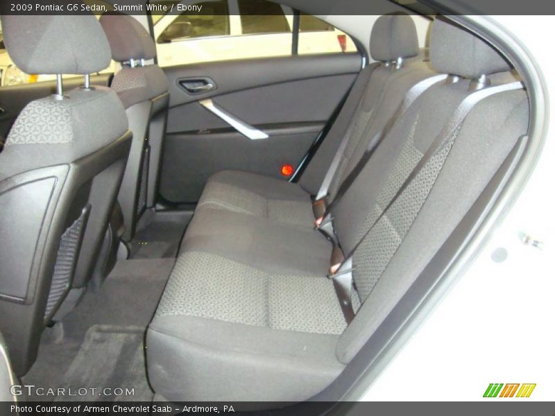 Summit White / Ebony 2009 Pontiac G6 Sedan