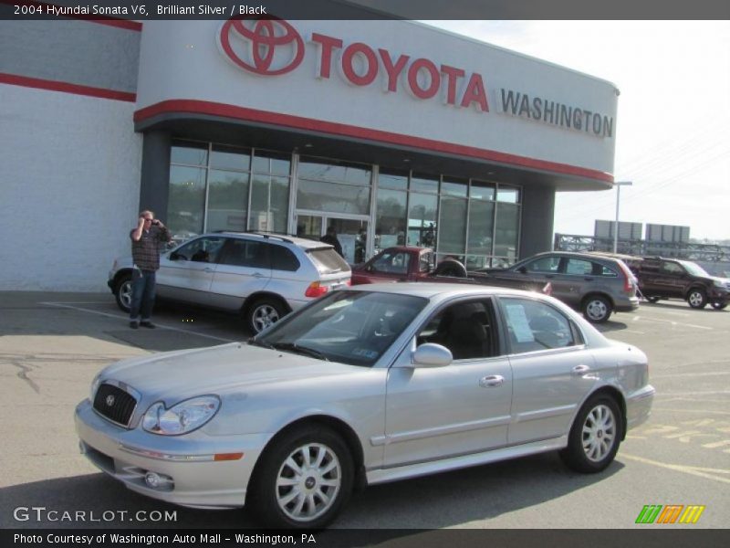 Brilliant Silver / Black 2004 Hyundai Sonata V6