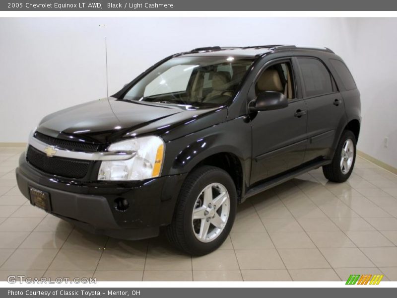 Black / Light Cashmere 2005 Chevrolet Equinox LT AWD