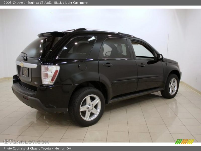 Black / Light Cashmere 2005 Chevrolet Equinox LT AWD