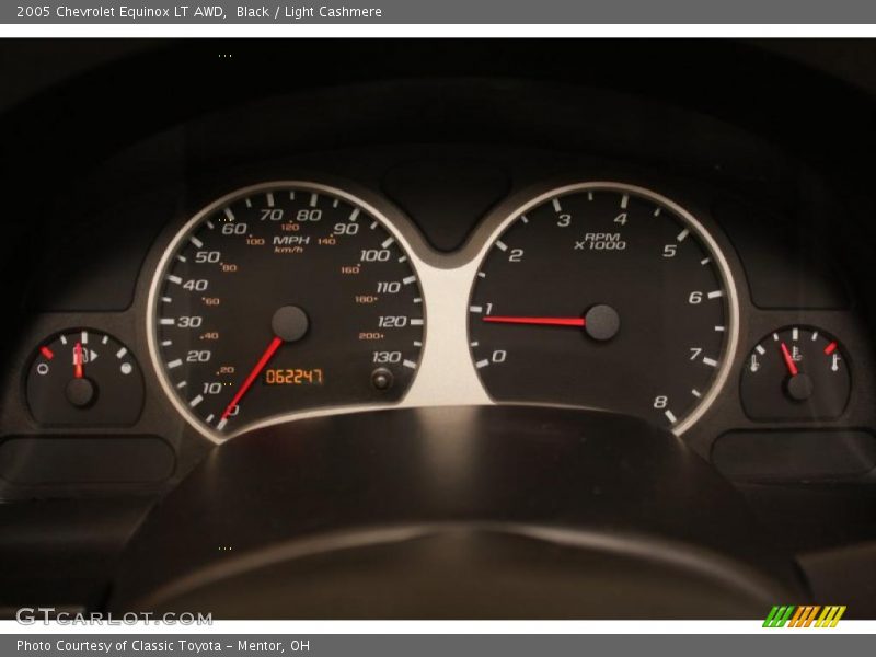 Black / Light Cashmere 2005 Chevrolet Equinox LT AWD