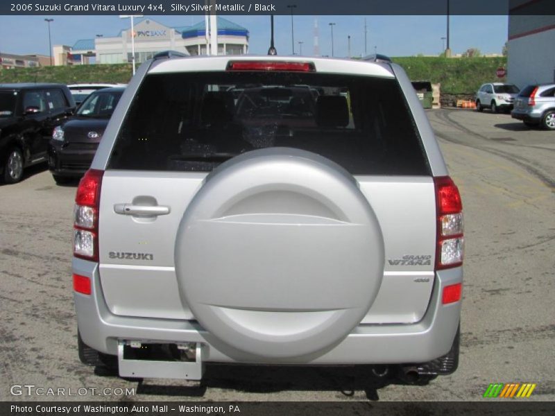 Silky Silver Metallic / Black 2006 Suzuki Grand Vitara Luxury 4x4