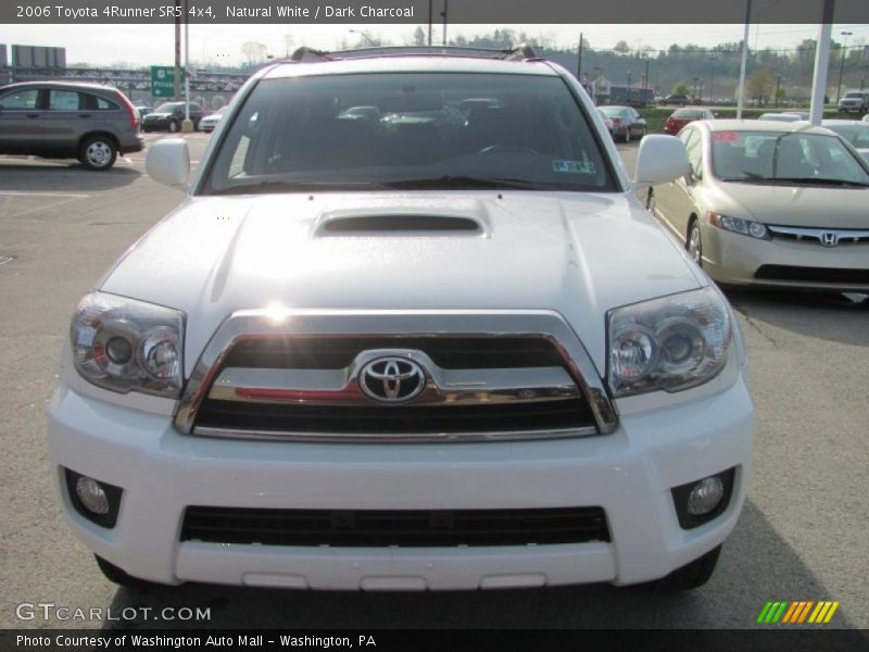 Natural White / Dark Charcoal 2006 Toyota 4Runner SR5 4x4