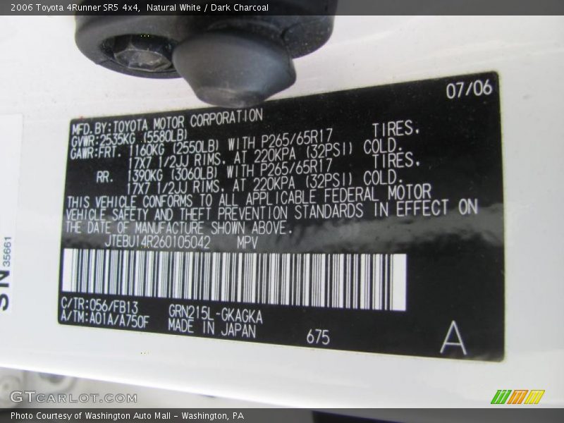 Natural White / Dark Charcoal 2006 Toyota 4Runner SR5 4x4