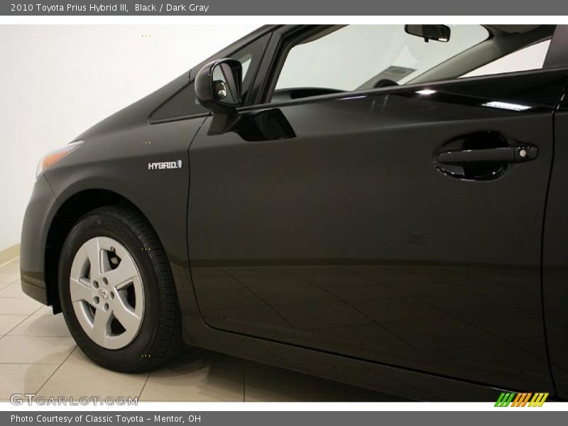 Black / Dark Gray 2010 Toyota Prius Hybrid III