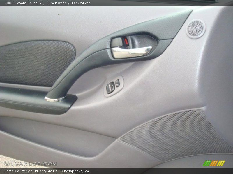 Super White / Black/Silver 2000 Toyota Celica GT
