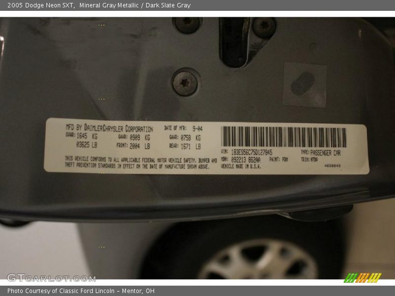Mineral Gray Metallic / Dark Slate Gray 2005 Dodge Neon SXT
