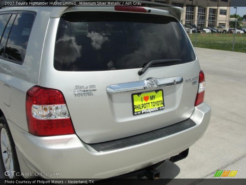 Millenium Silver Metallic / Ash Gray 2007 Toyota Highlander Hybrid Limited