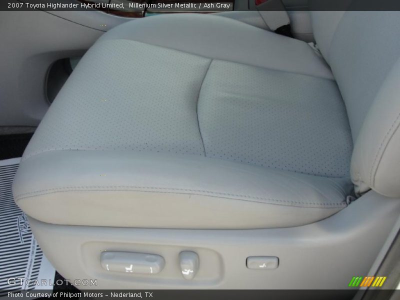 Millenium Silver Metallic / Ash Gray 2007 Toyota Highlander Hybrid Limited