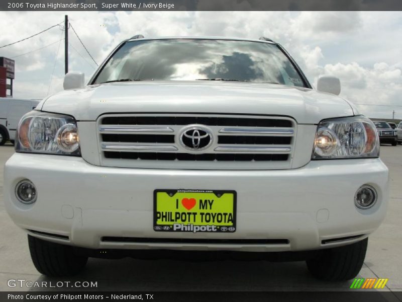 Super White / Ivory Beige 2006 Toyota Highlander Sport