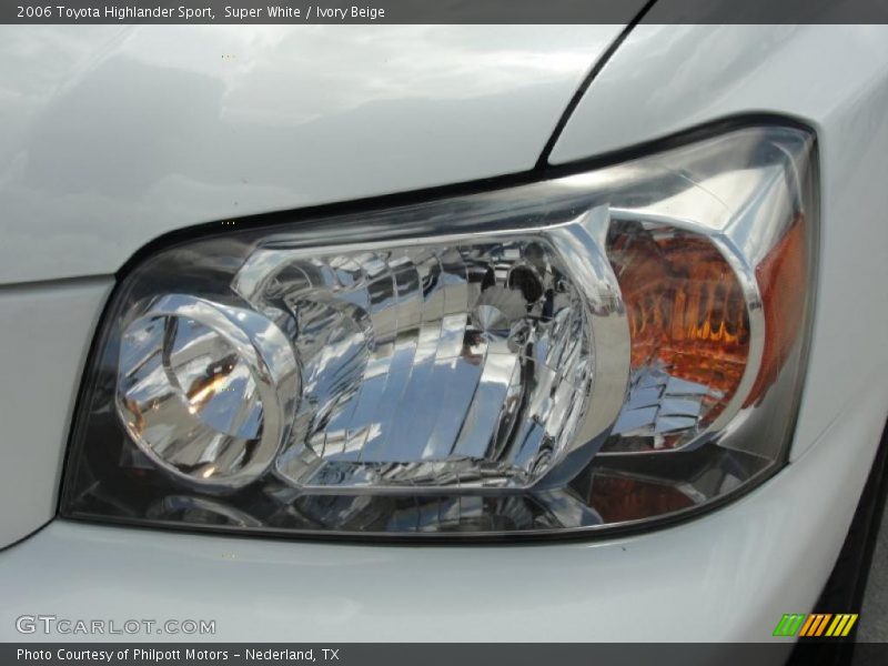 Super White / Ivory Beige 2006 Toyota Highlander Sport