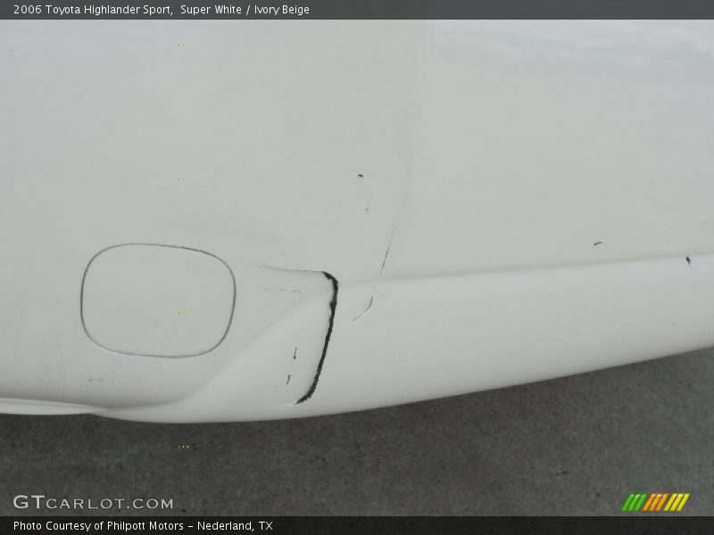 Super White / Ivory Beige 2006 Toyota Highlander Sport