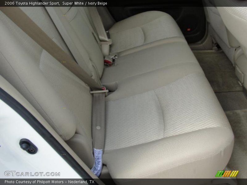 Super White / Ivory Beige 2006 Toyota Highlander Sport
