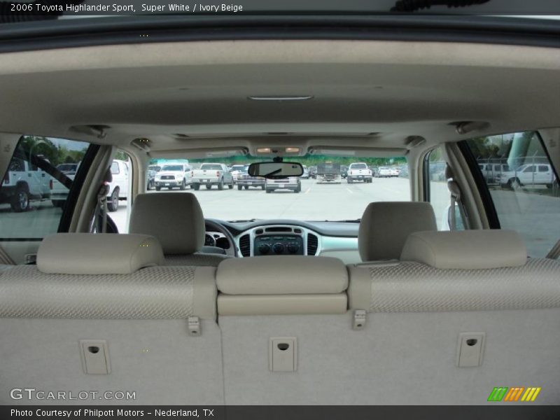 Super White / Ivory Beige 2006 Toyota Highlander Sport