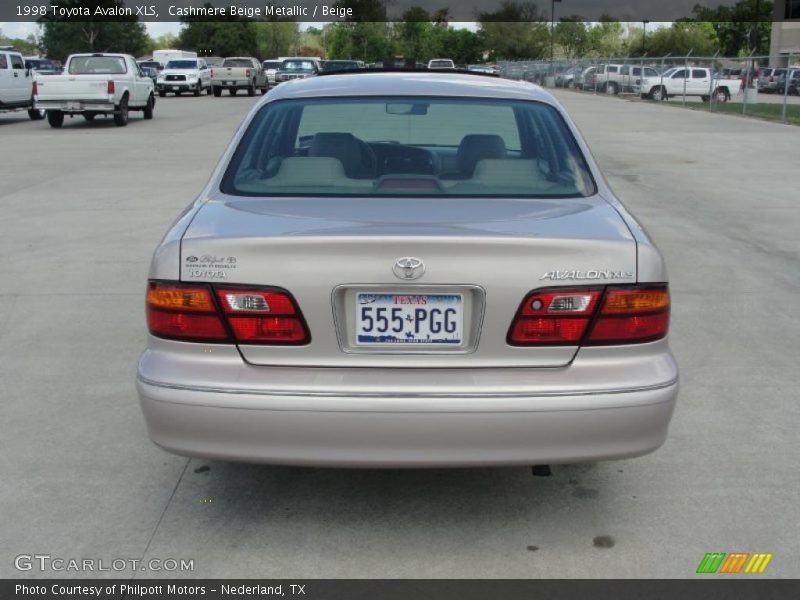 Cashmere Beige Metallic / Beige 1998 Toyota Avalon XLS