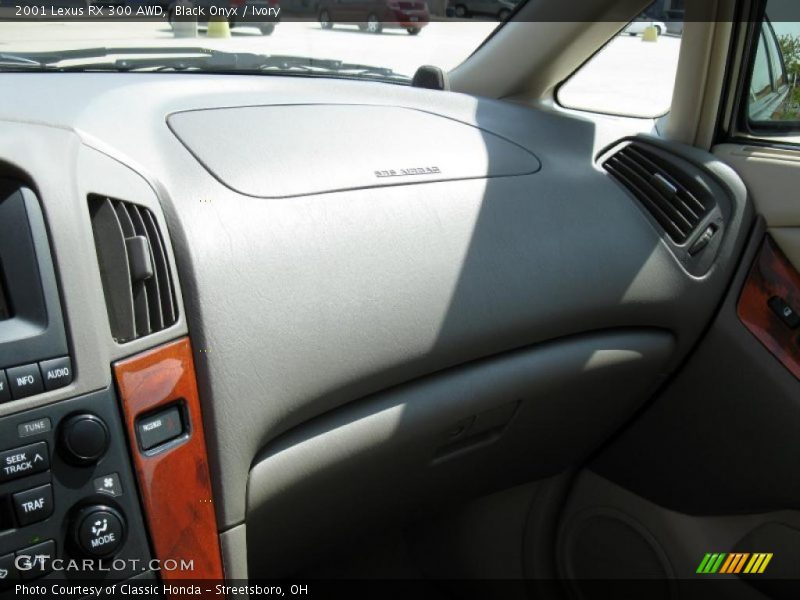 Black Onyx / Ivory 2001 Lexus RX 300 AWD