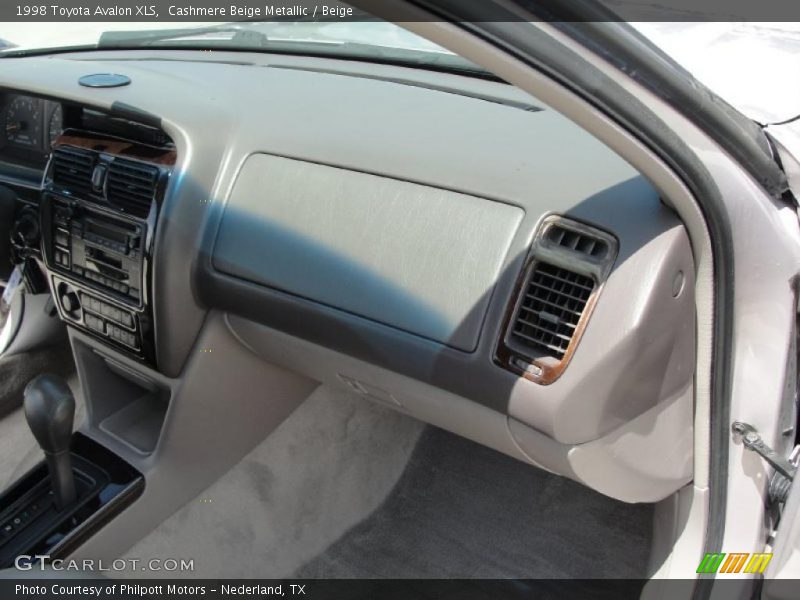 Cashmere Beige Metallic / Beige 1998 Toyota Avalon XLS