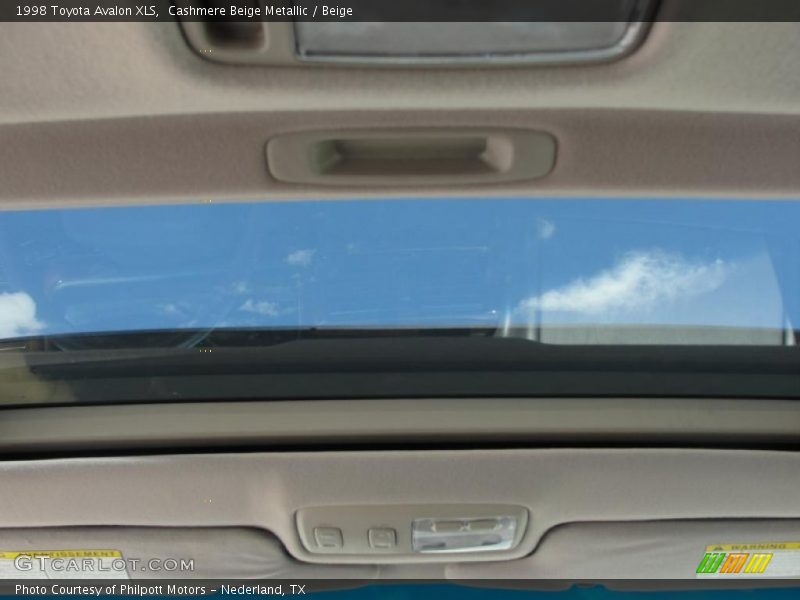 Cashmere Beige Metallic / Beige 1998 Toyota Avalon XLS