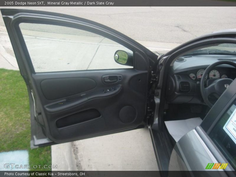 Mineral Gray Metallic / Dark Slate Gray 2005 Dodge Neon SXT