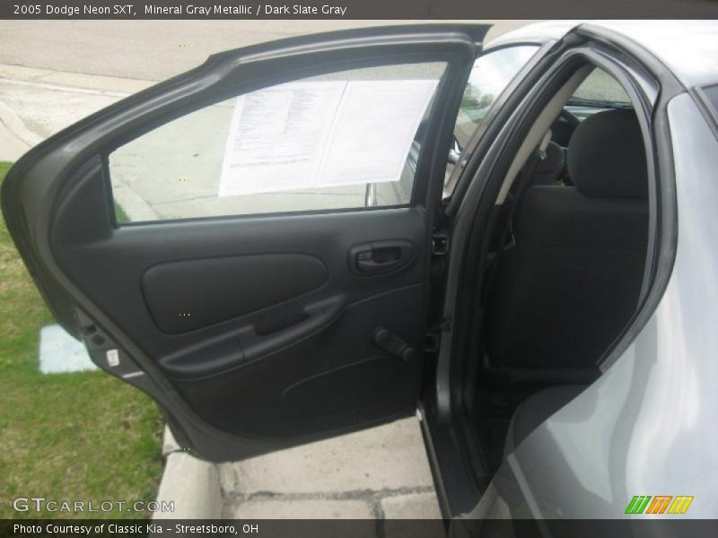 Mineral Gray Metallic / Dark Slate Gray 2005 Dodge Neon SXT