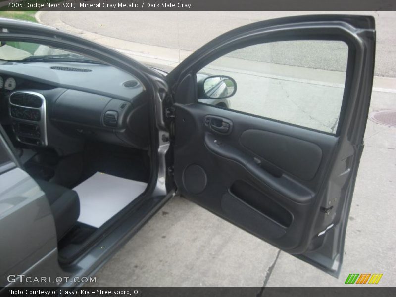 Mineral Gray Metallic / Dark Slate Gray 2005 Dodge Neon SXT