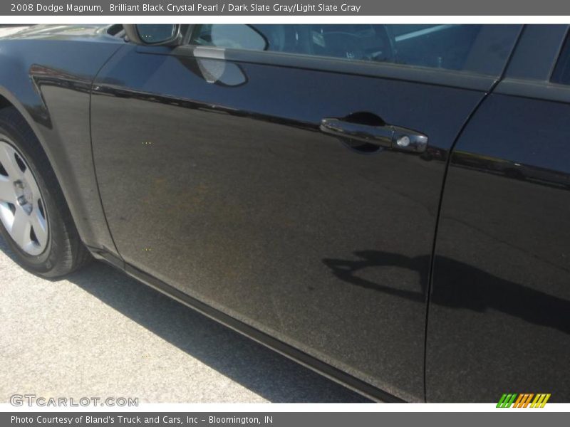 Brilliant Black Crystal Pearl / Dark Slate Gray/Light Slate Gray 2008 Dodge Magnum