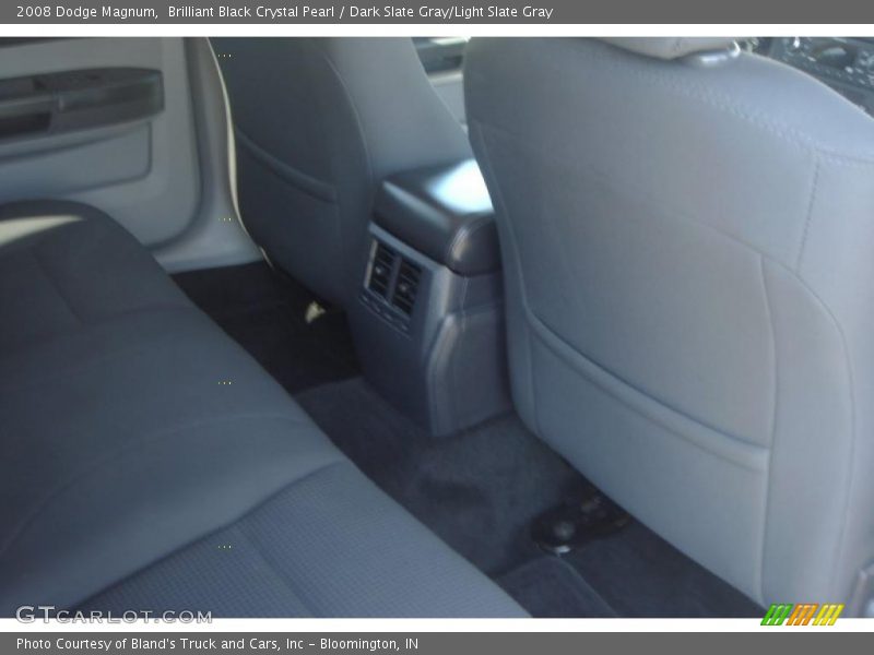 Brilliant Black Crystal Pearl / Dark Slate Gray/Light Slate Gray 2008 Dodge Magnum