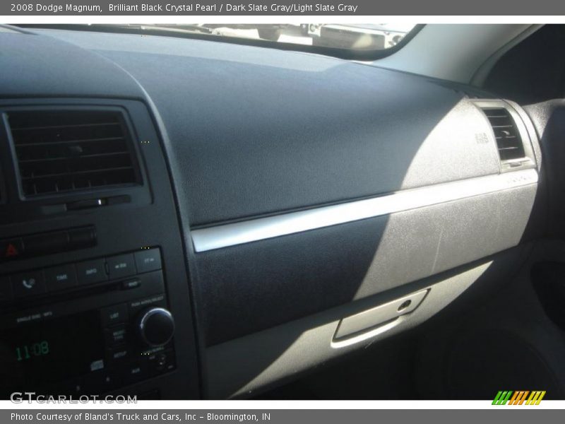 Brilliant Black Crystal Pearl / Dark Slate Gray/Light Slate Gray 2008 Dodge Magnum