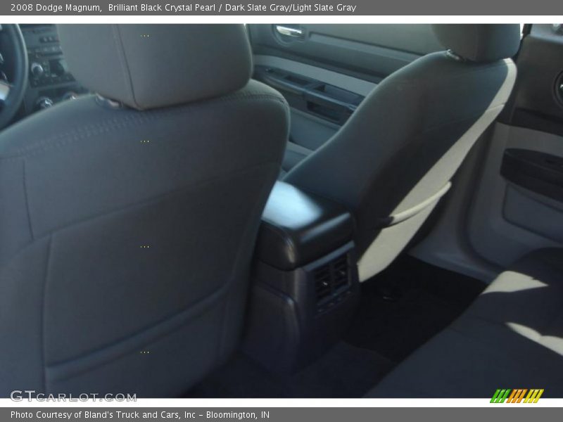 Brilliant Black Crystal Pearl / Dark Slate Gray/Light Slate Gray 2008 Dodge Magnum