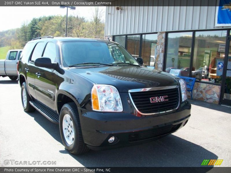 Onyx Black / Cocoa/Light Cashmere 2007 GMC Yukon SLE 4x4