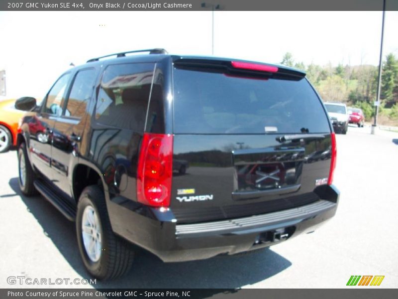 Onyx Black / Cocoa/Light Cashmere 2007 GMC Yukon SLE 4x4