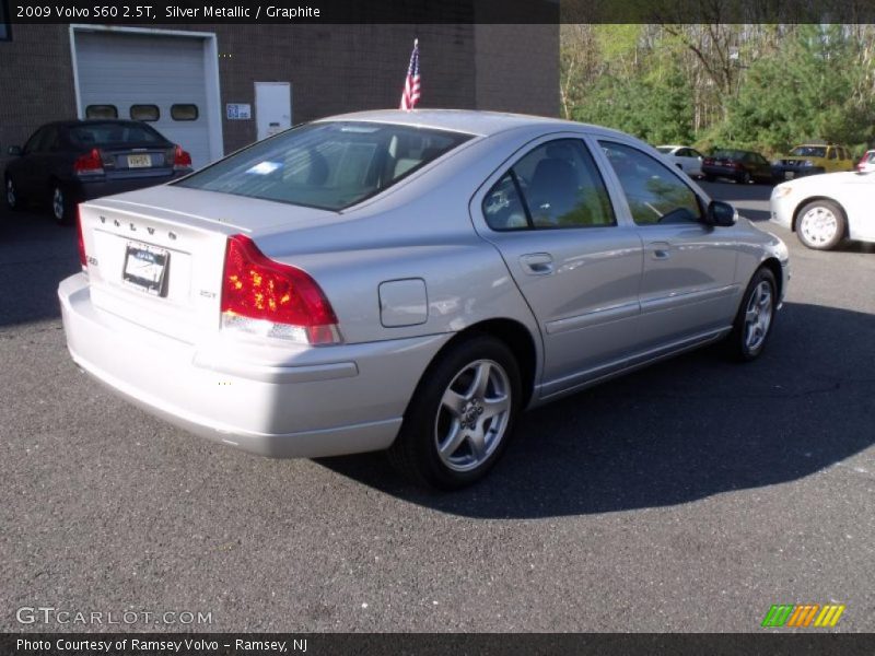 Silver Metallic / Graphite 2009 Volvo S60 2.5T