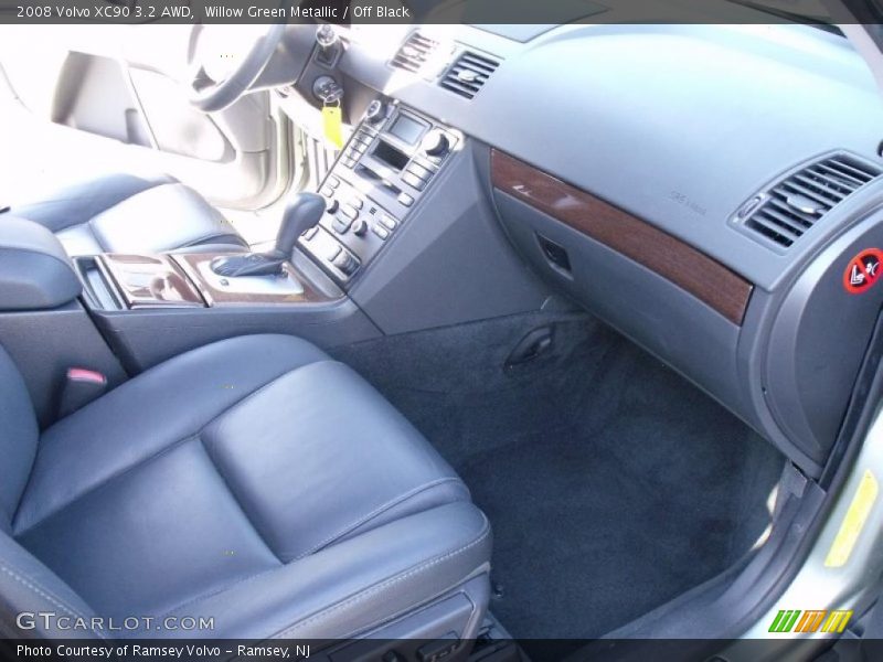 Willow Green Metallic / Off Black 2008 Volvo XC90 3.2 AWD