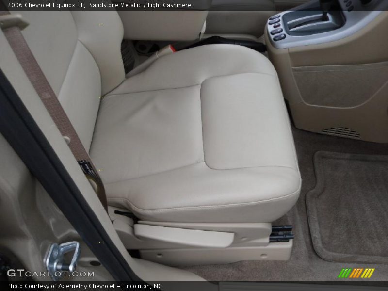Sandstone Metallic / Light Cashmere 2006 Chevrolet Equinox LT