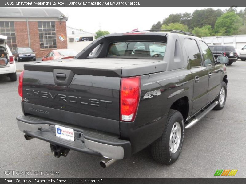 Dark Gray Metallic / Gray/Dark Charcoal 2005 Chevrolet Avalanche LS 4x4