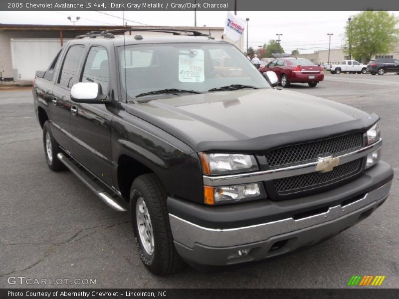 Dark Gray Metallic / Gray/Dark Charcoal 2005 Chevrolet Avalanche LS 4x4