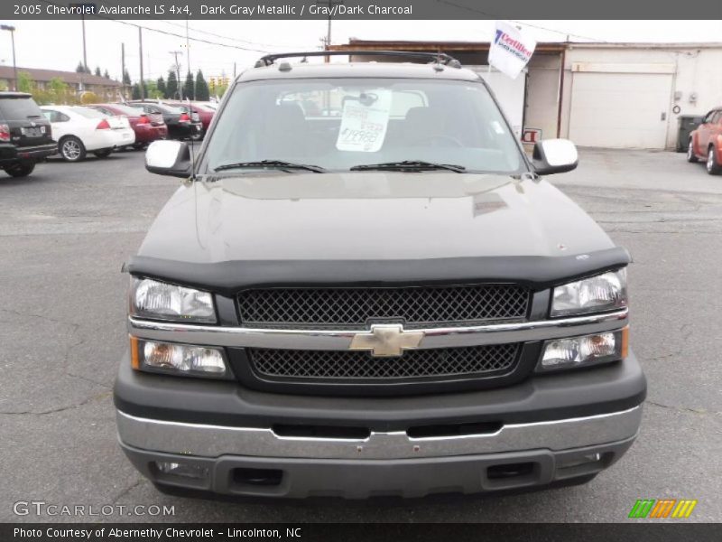 Dark Gray Metallic / Gray/Dark Charcoal 2005 Chevrolet Avalanche LS 4x4