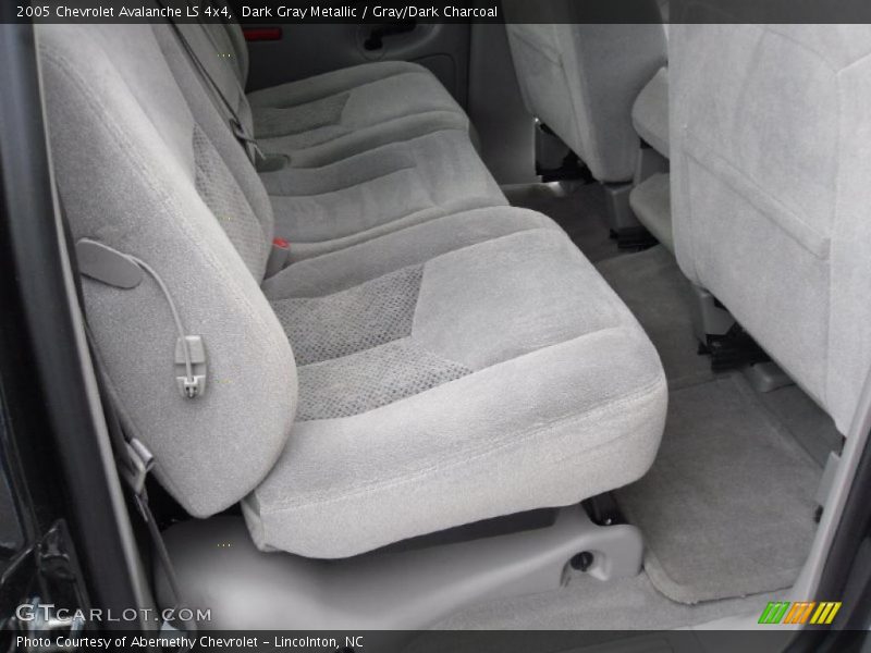 Dark Gray Metallic / Gray/Dark Charcoal 2005 Chevrolet Avalanche LS 4x4