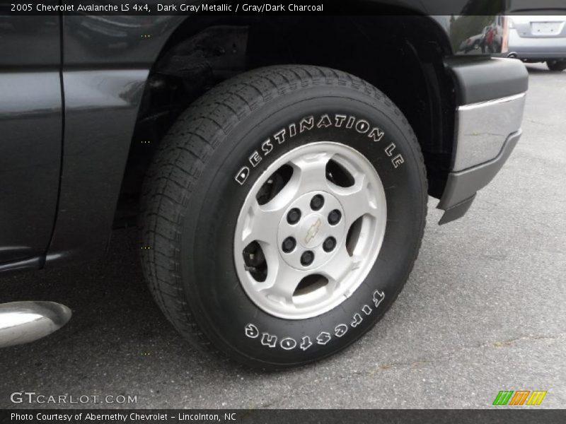 Dark Gray Metallic / Gray/Dark Charcoal 2005 Chevrolet Avalanche LS 4x4