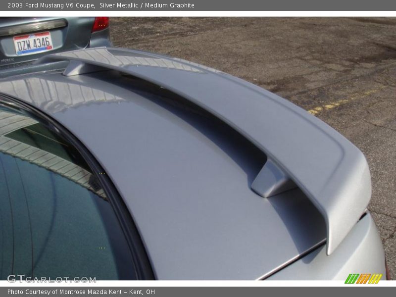 Silver Metallic / Medium Graphite 2003 Ford Mustang V6 Coupe