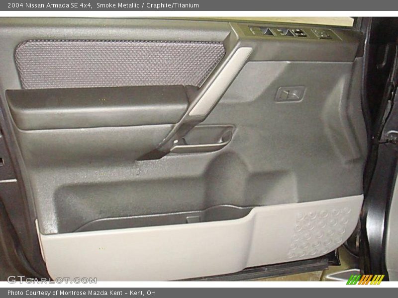 Smoke Metallic / Graphite/Titanium 2004 Nissan Armada SE 4x4