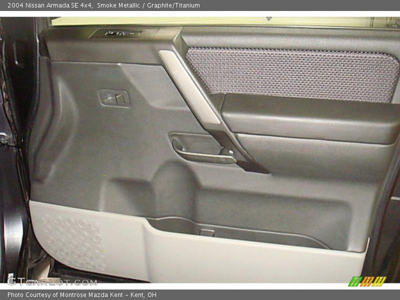 Smoke Metallic / Graphite/Titanium 2004 Nissan Armada SE 4x4
