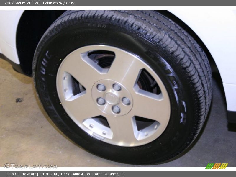 Polar White / Gray 2007 Saturn VUE V6