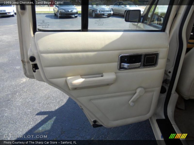 Sand Beige / Camel 1989 Jeep Cherokee