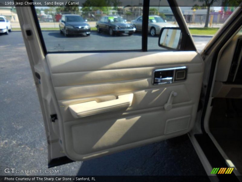 Sand Beige / Camel 1989 Jeep Cherokee