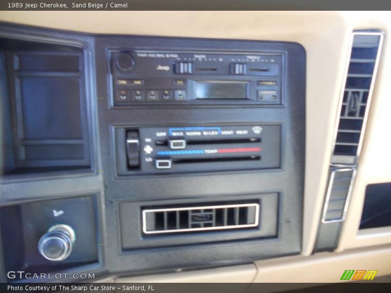 Sand Beige / Camel 1989 Jeep Cherokee