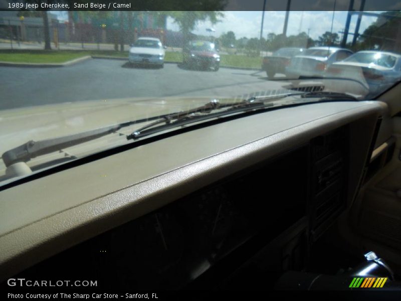 Sand Beige / Camel 1989 Jeep Cherokee