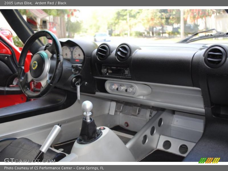 Dashboard of 2005 Elise 