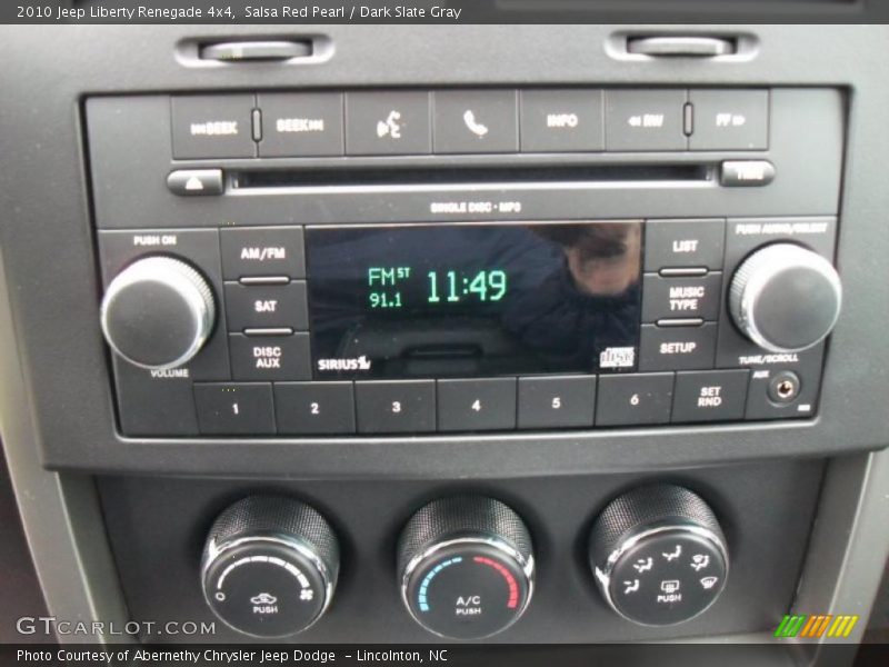 Salsa Red Pearl / Dark Slate Gray 2010 Jeep Liberty Renegade 4x4
